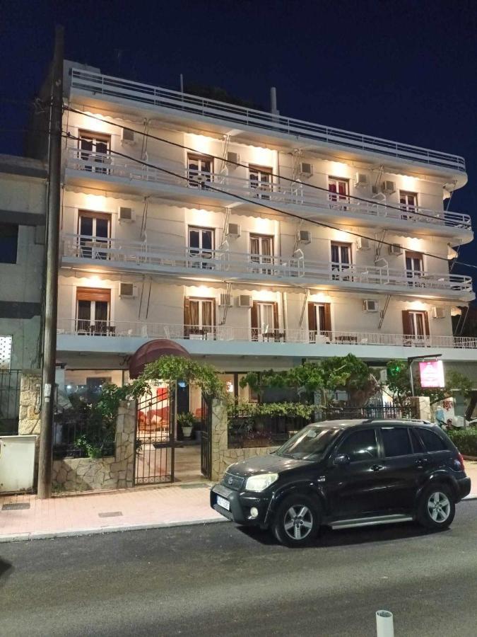 Saint George Hotel Loutra Edipsou  Extérieur photo